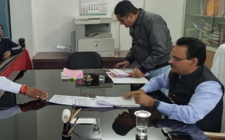 महापालिका निवडणुकीचा बिगुल; अमरावतीत उमेदवारांची मोठी गर्दी