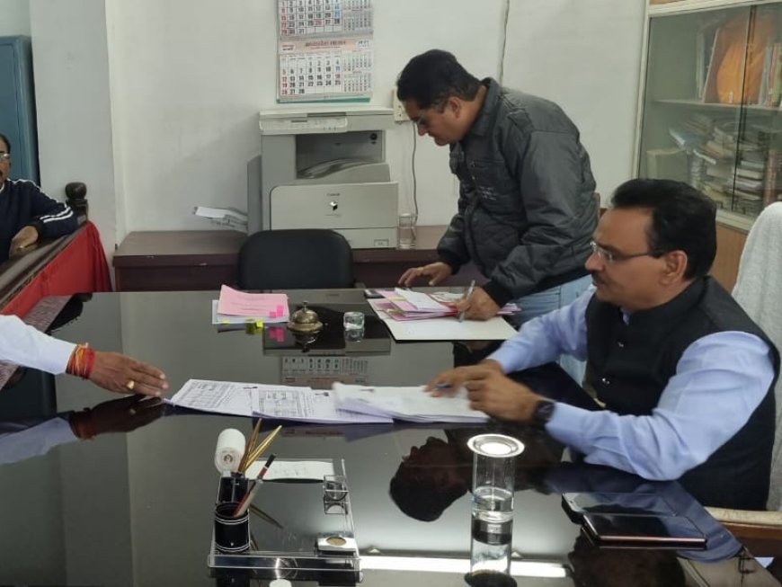 महापालिका निवडणुकीचा बिगुल; अमरावतीत उमेदवारांची मोठी गर्दी